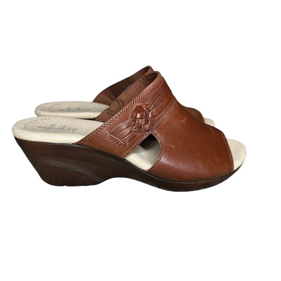 Clarks Lynette Trudie Mahogany‎ Leather Wedge - NWOT - Size 10.5 W - Picture 1 of 7